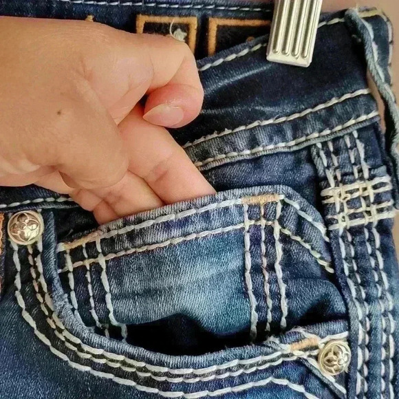 Rock Revival Avery Straight Jeans - Size 29 Blue (8" Rise) Med Wash Embroidered - Picture 5 of 16